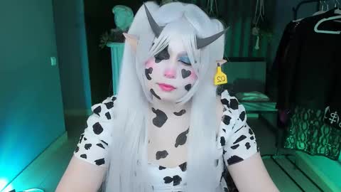 Snapshot of fioramarmoris chatting on March 1, 11:17 am fiora online show from March 1, 11:17 am