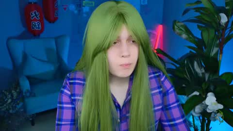 Snapshot of fioramarmoris chatting on March 4, 2:21 pm fiora online show from March 4, 2:21 pm