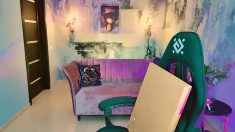 Snapshot of fioramarmoris chatting on March 6, 2:08 pm fiora online show from March 6, 2:08 pm