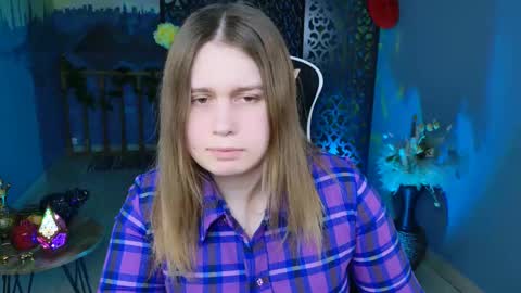 Snapshot of fioramarmoris chatting on March 11, 1:34 pm fiora online show from March 11, 1:34 pm