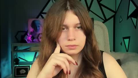 Snapshot of fioramarmoris chatting on October 13, 1:33 pm fiora online show from October 13, 1:33 pm