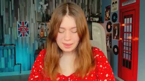 Snapshot of fioramarmoris chatting on December 14, 5:46 am fiora online show from December 14, 5:46 am