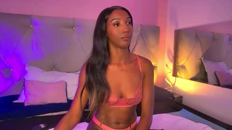 Fiorela Lenin  online show from October 20, 7:03 pm