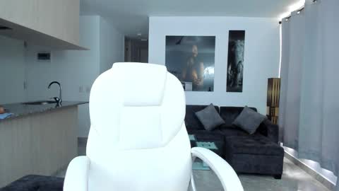 fiore   online show from January 30, 10:30 pm