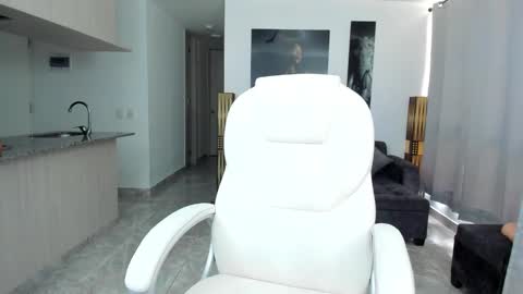 fiore   online show from March 12, 10:07 pm