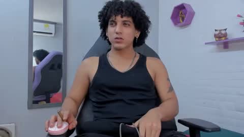 fire_boy69 online show from September 16, 9:27 pm