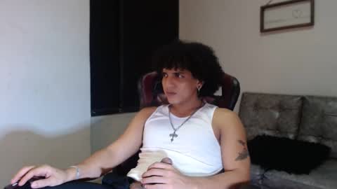 fire_boy69 online show from October 7, 3:36 am