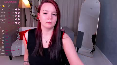 fire_emily online show from December 17, 1:33 am