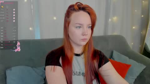 fire_emily online show from April 6, 1:14 am