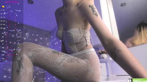 Snapshot of fire_moth chatting on December 9, 8:44 am Bellatrix online show from December 9, 8:44 am