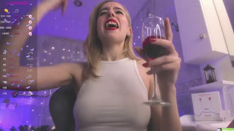 Snapshot of fire_moth chatting on January 8, 11:54 am Bellatrix online show from January 8, 11:54 am