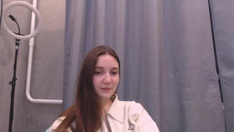 fireflies_fly_ online show from January 22, 6:31 pm