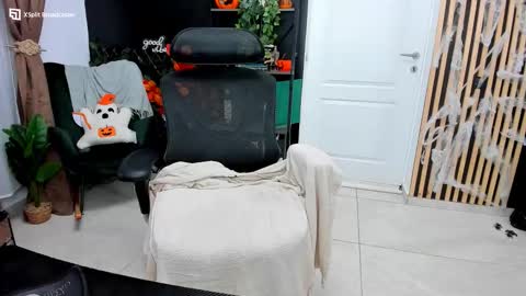 Kallisy online show from November 4, 9:58 pm