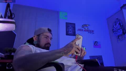 Snapshot of fisherrman666 chatting on October 9, 2:42 am fisherrman666 online show from October 9, 2:42 am