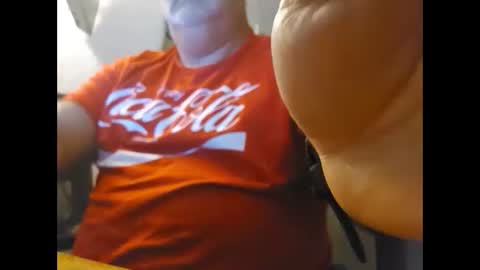 Snapshot of fishism21cb2 chatting on December 28, 1:50 am fishism21cb2 online show from December 28, 1:50 am