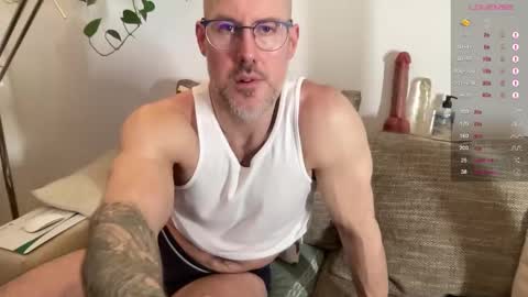 Snapshot of fit_rubinho chatting on December 25, 4:22 pm Rubn online show from December 25, 4:22 pm