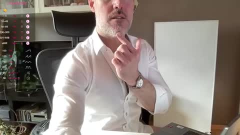 Snapshot of fit_rubinho chatting on January 2, 12:57 pm Rubn online show from January 2, 12:57 pm