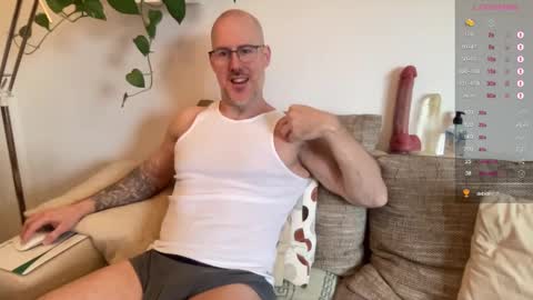 Snapshot of fit_rubinho chatting on January 19, 9:01 am Rubn online show from January 19, 9:01 am