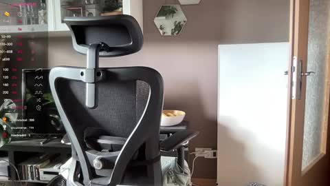 Snapshot of fit_rubinho chatting on February 12, 12:33 pm Rubn online show from February 12, 12:33 pm