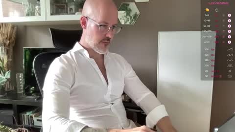 Snapshot of fit_rubinho chatting on September 22, 12:29 pm Rubn online show from September 22, 12:29 pm