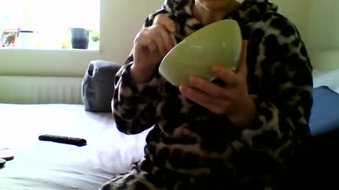 Snapshot of fitbut chatting on January 4, 11:11 am Fitbut online show from January 4, 11:11 am