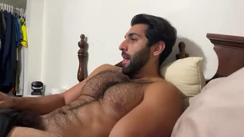 fitcurvyman4fun_69 online show from October 17, 3:42 am