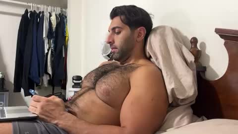 fitcurvyman4fun_69 online show from November 6, 1:06 am