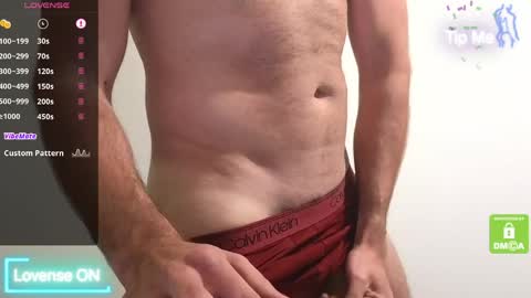 Snapshot of fitguy_84 chatting on April 13, 11:48 am fitguy_84 online show from April 13, 11:48 am