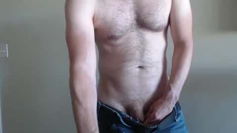 Snapshot of fithubby80 chatting on November 6, 3:46 pm fithubby80 online show from November 6, 3:46 pm