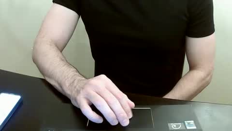 Snapshot of fithubby80 chatting on January 10, 2:13 am fithubby80 online show from January 10, 2:13 am