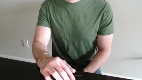 Snapshot of fithubby80 chatting on March 5, 10:39 pm fithubby80 online show from March 5, 10:39 pm