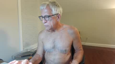 Snapshot of fitman999 chatting on September 10, 1:16 am Jon online show from September 10, 1:16 am