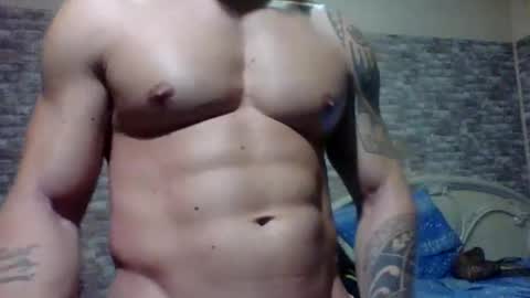 Snapshot of fitness1989 chatting on December 27, 6:10 pm fitness1989 online show from December 27, 6:10 pm