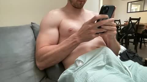 Snapshot of fitness_freak_93 chatting on June 21, 8:17 am fitness_freak_93 online show from June 21, 8:17 am