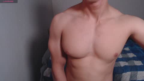 Snapshot of fitnessboy177 chatting on January 26, 7:10 am fitnessboy177 online show from January 26, 7:10 am
