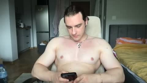 Snapshot of fitnessboyteam chatting on June 15, 9:33 am FitnessBoyTeam online show from June 15, 9:33 am