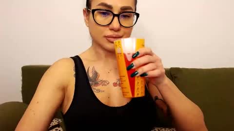 Fitness Goddess online show from December 21, 8:28 am