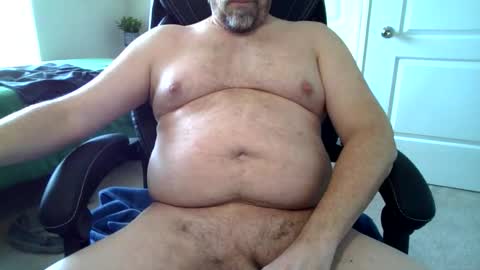 fitnhairy01 online show from April 23, 6:10 pm