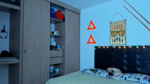 Elias Valencia online show from February 16, 10:10 am