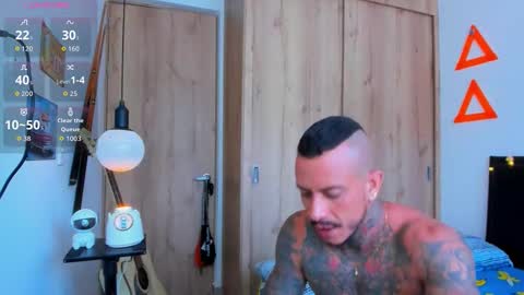 Elias Valencia online show from September 13, 5:57 pm