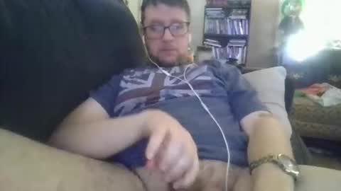 fivefootshots online show from April 21, 9:06 pm