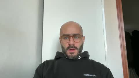 Fla is short for Flavio online show from December 15, 12:49 pm