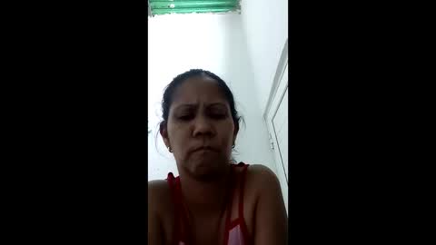 Snapshot of flaca110411 chatting on April 4, 7:06 am flaca110411 online show from April 4, 7:06 am