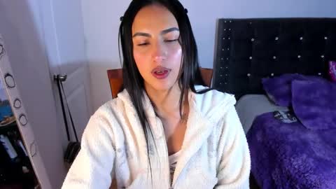 Snapshot of flaca_57 chatting on October 15, 1:17 am FLACA online show from October 15, 1:17 am