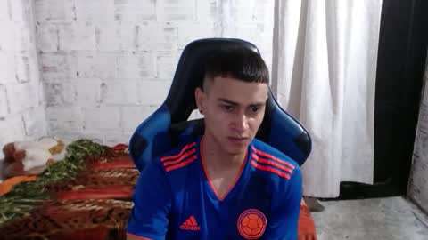  FLACO  online show from February 5, 1:10 am