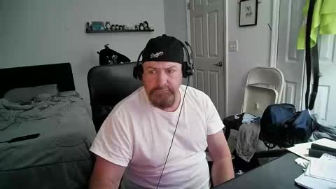 Snapshot of flaguy3233 chatting on January 10, 5:58 am Florida guy online show from January 10, 5:58 am