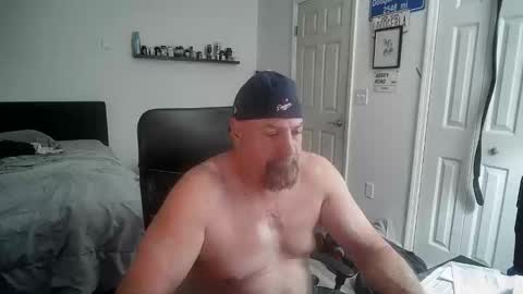 Snapshot of flaguy3233 chatting on May 6, 3:13 am Florida guy online show from May 6, 3:13 am