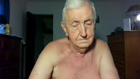 flamale65to online show from May 30, 11:24 pm