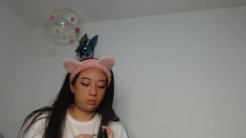 Snapshot of flamebond_room chatting on October 14, 12:06 pm tteo  Sienna  online show from October 14, 12:06 pm