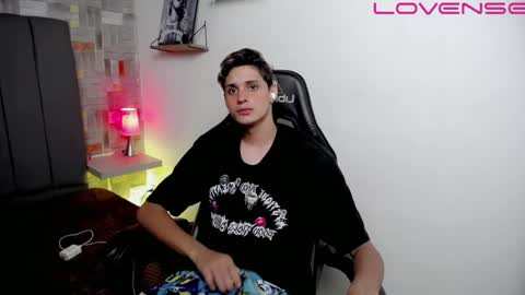 Snapshot of flaquito___ chatting on April 15, 8:53 pm Flaquito online show from April 15, 8:53 pm